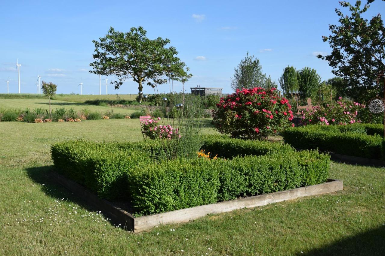 L'Escale Aux Framboises Bed and Breakfast Rouy-le-Petit Εξωτερικό φωτογραφία